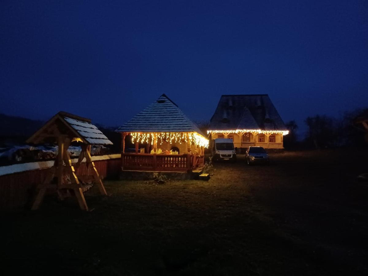 Pensiunea Agroturistica Casa Pribegilor Breb Экстерьер фото
